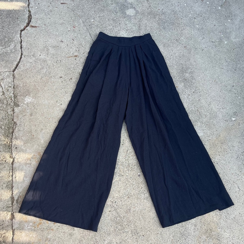 Vintage Donna Karan wide leg trousers palazzo pants made in Italy runway 4 xs 24